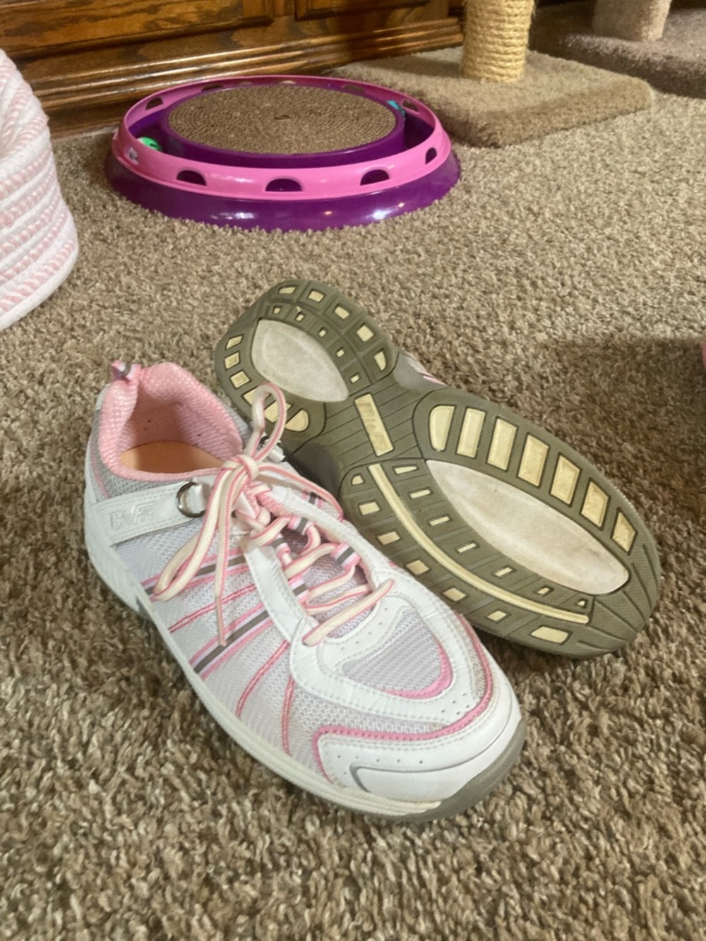 Ladies White Athletic Sneakers with Pink Accents - Lightweight Support